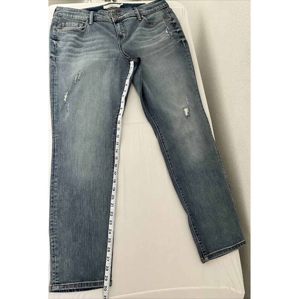 Torrid Women’s Sz18R Classic Skinny Jean -Vintage Stretch Light Wash - Picture 6 of 14